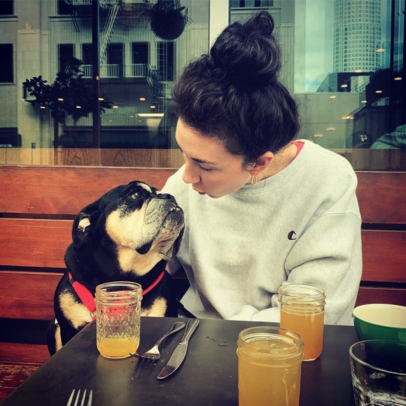 Meet your Posher, Kendall - Picture 1 of 1